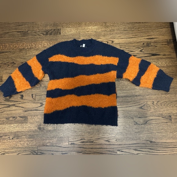 Topshop Stripe Boucle Sweater - size medium - Picture 2 of 8